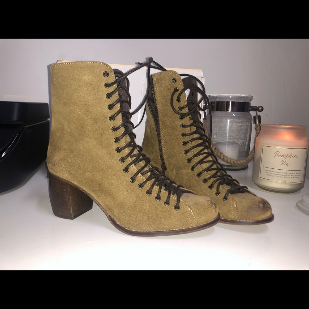 Jeffrey Campbell laces boots